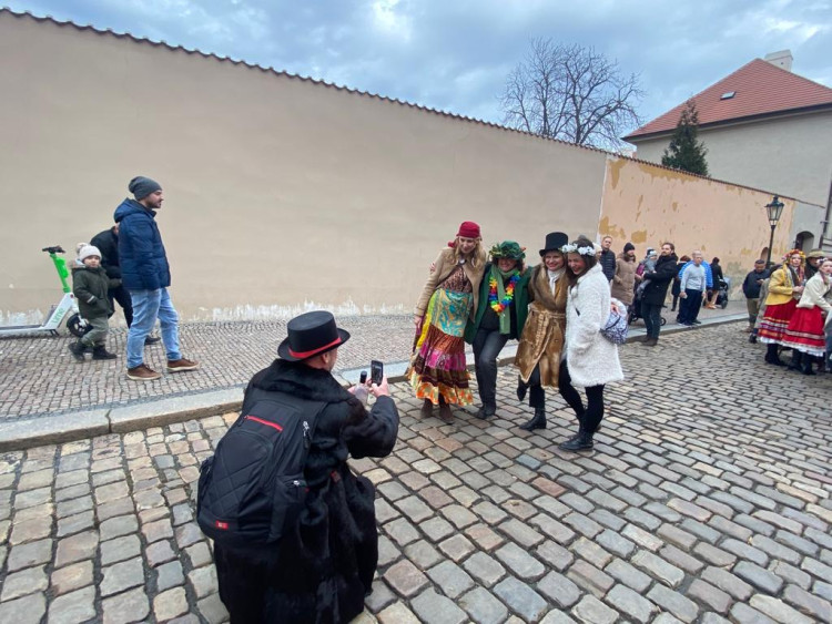 FOTOGALERIE: Masopustní průvod masek na Hradčanech