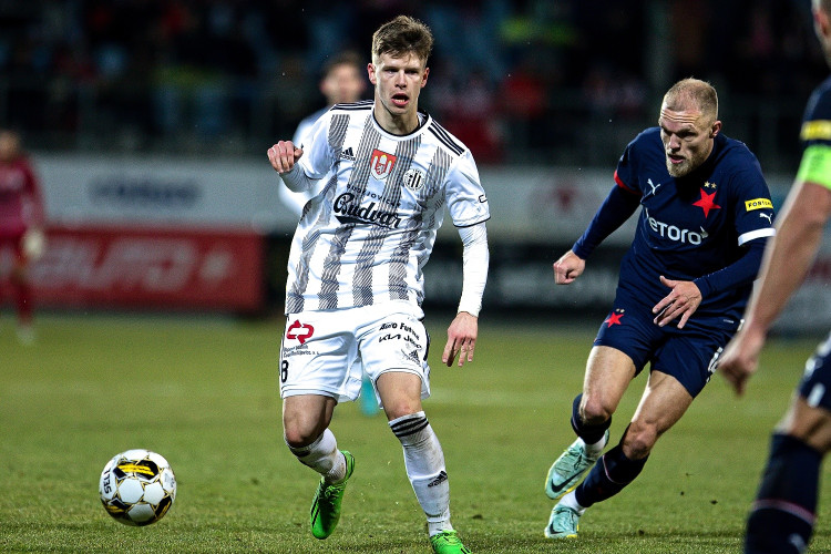 Fotbalová senzace. Dynamo obralo o všechny body Slavii, doma rozhodl Adediran