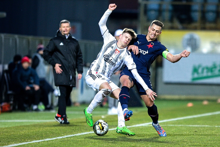 Fotbalová senzace. Dynamo obralo o všechny body Slavii, doma rozhodl Adediran