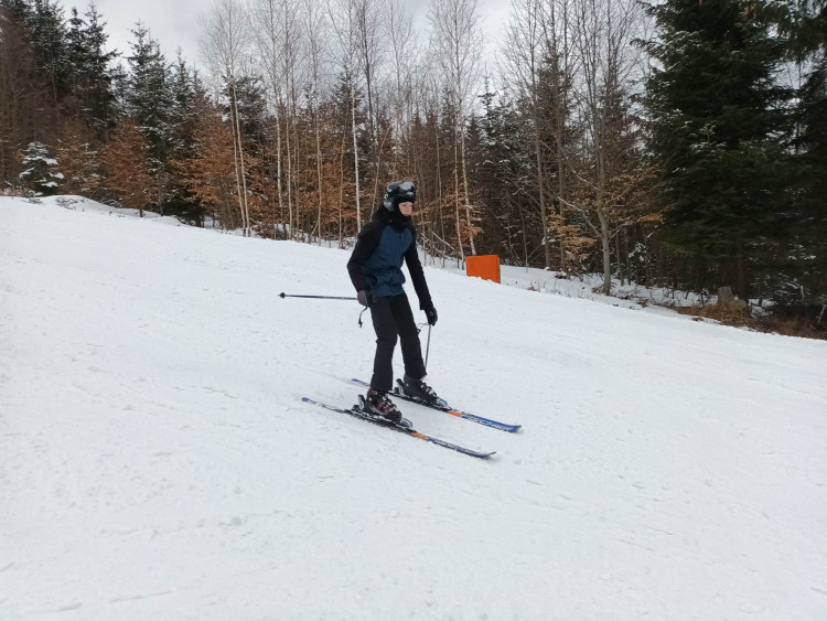 FOTOGALERIE: Jeseníky lákají na jarní lyžování, volné sjezdovky a výlety