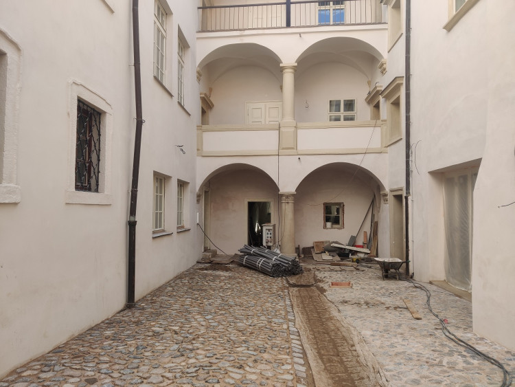 FOTO: Rekonstrukce Národopisného muzea Plzeňska