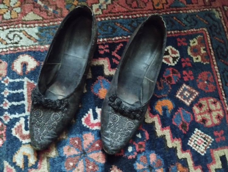 Nově vytvořený prvorepublikový interiér na zámku Frýdlant