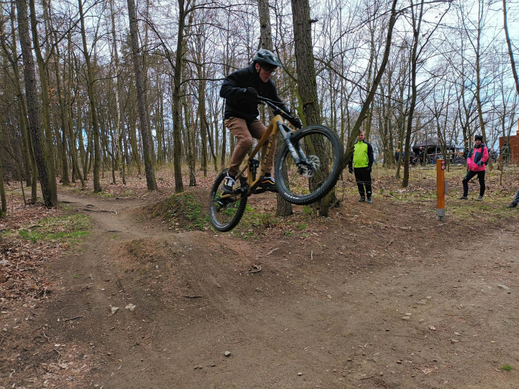 FOTOGALERIE: Plumlovské traily si oblíbili i mladí bikeři