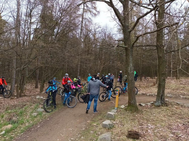 FOTOGALERIE: Plumlovské traily si oblíbili i mladí bikeři