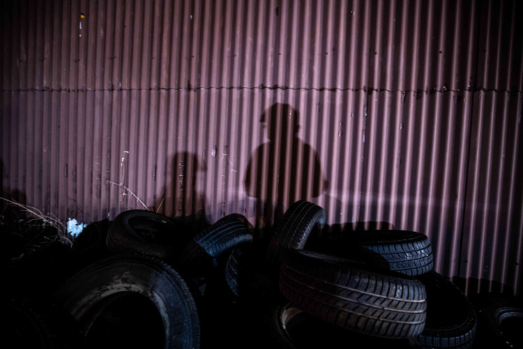 GALERIE: Požár garáží v areálu čistírny v Náchodě