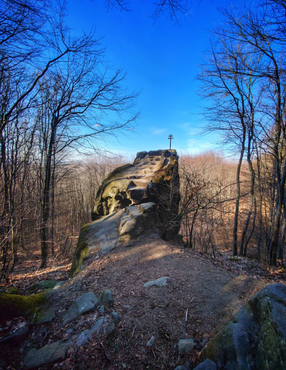 FOTOGALERIE: Cimburk a nenáročný okruh lesem plný zajímavých míst