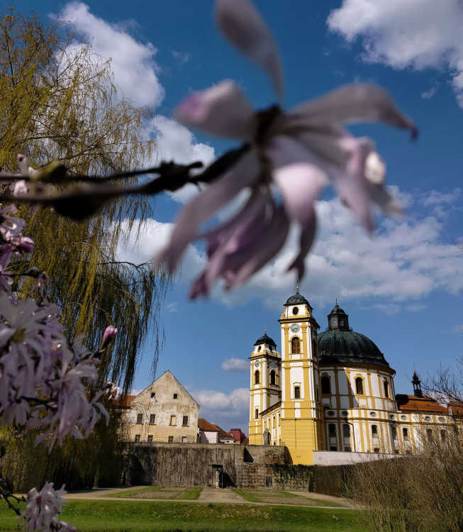 Park u zámku v Jaroměřicích nad Rokytnou