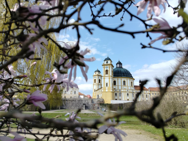 Park u zámku v Jaroměřicích nad Rokytnou