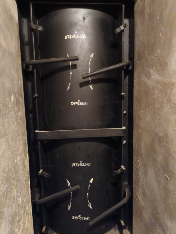 FOTOGALERIE: Dekontaminační komory, filtrace vzduchu, sociální zázemí