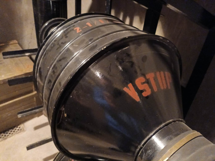 FOTOGALERIE: Dekontaminační komory, filtrace vzduchu, sociální zázemí