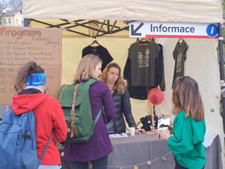 Tatrhy a Den Země v dolním centru Liberce