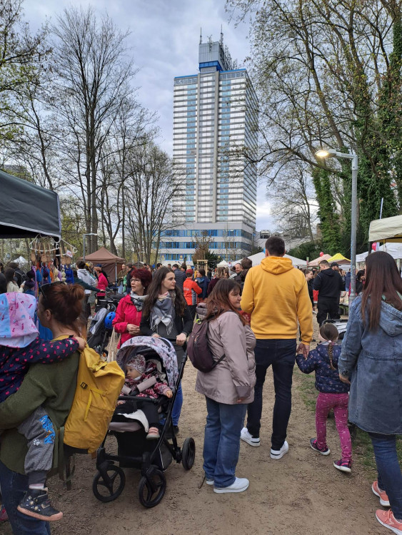 Tatrhy a Den Země v dolním centru Liberce