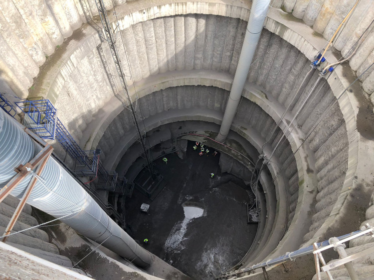 FOTOGALERIE: V metru D už vyrazili jeden a půl kilometru tunelů