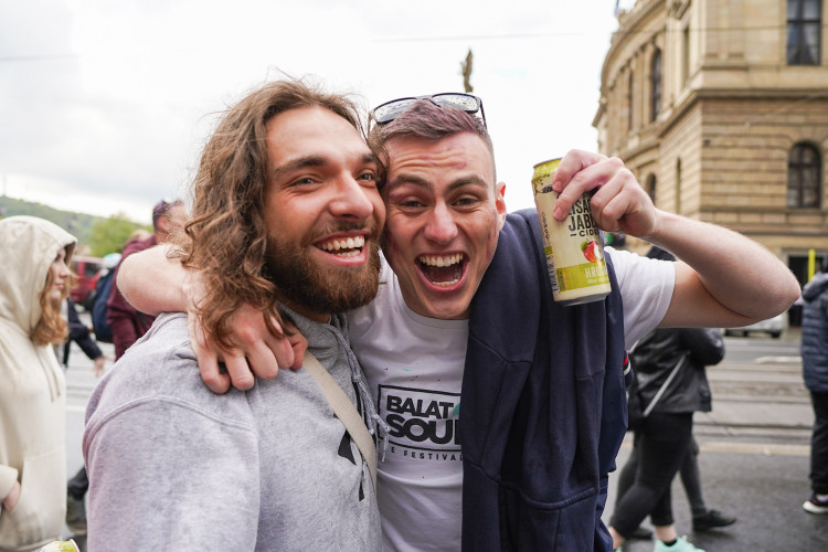 FOTOGALERIE: Prahou prošel Majálesový průvod