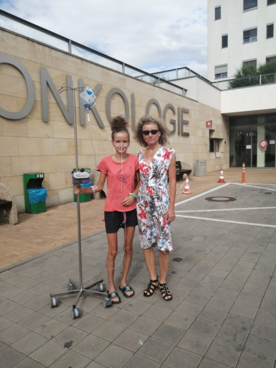 FOTOGALERIE: Díky sbírce se Julie uzdravuje