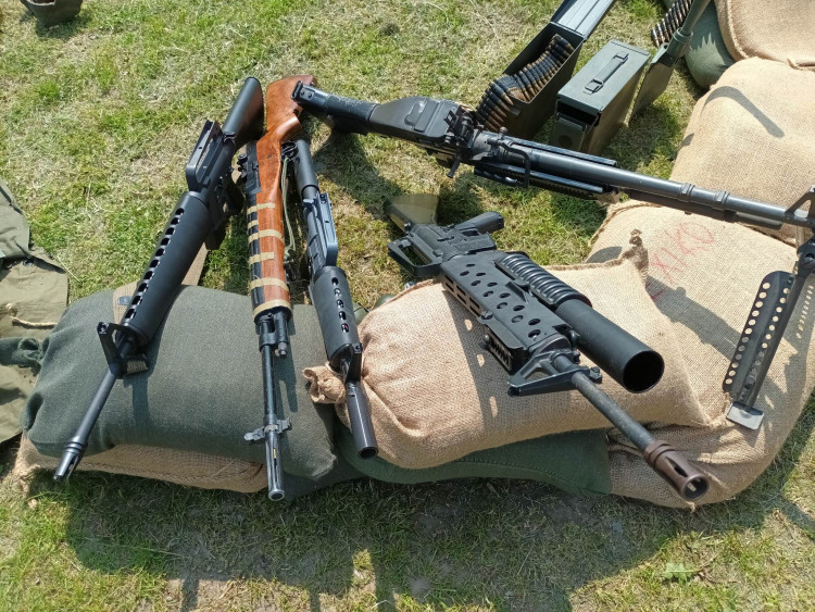 FOTOGALERIE: Zámek obsadily děti a kluby vojenské historie