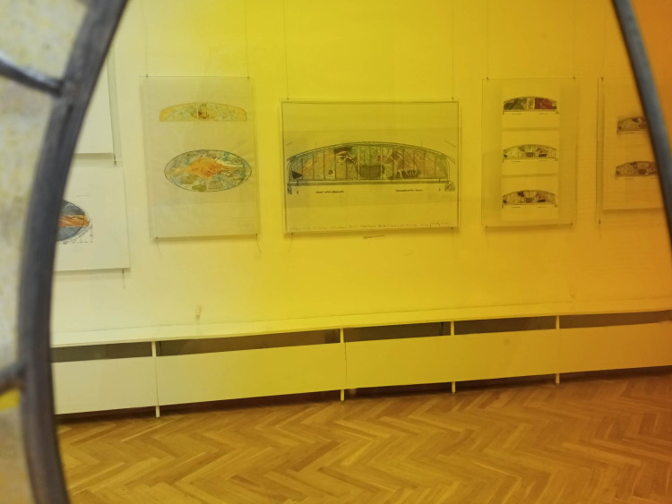 FOTOGALERIE: Vitráže a grafiky Jana Jemelky