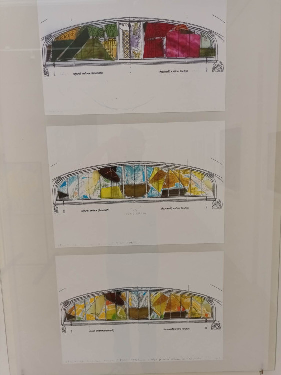 FOTOGALERIE: Vitráže a grafiky Jana Jemelky