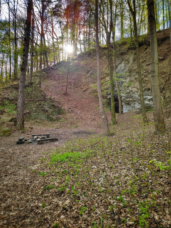 FOTOGALERIE: Bukovka stojí v malebné přírodě