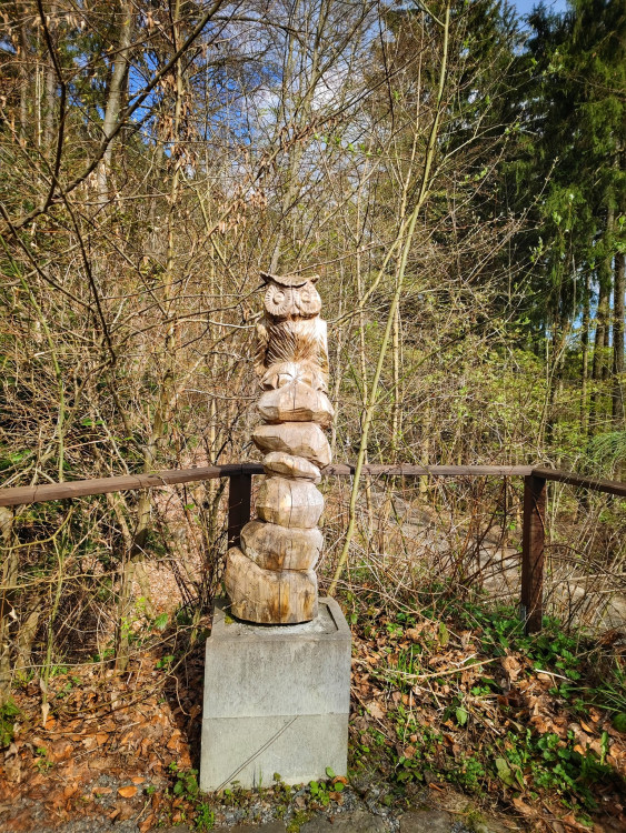 FOTOGALERIE: Bukovka stojí v malebné přírodě