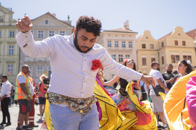 FOTOGALERIE: Průvod k festivalu Khamoro