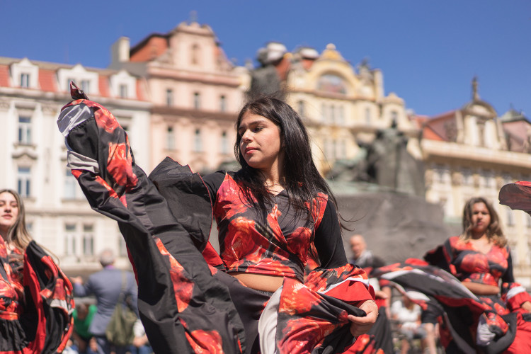 FOTOGALERIE: Průvod k festivalu Khamoro