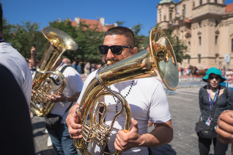 FOTOGALERIE: Průvod k festivalu Khamoro