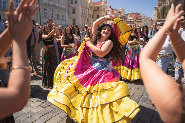 FOTOGALERIE: Průvod k festivalu Khamoro