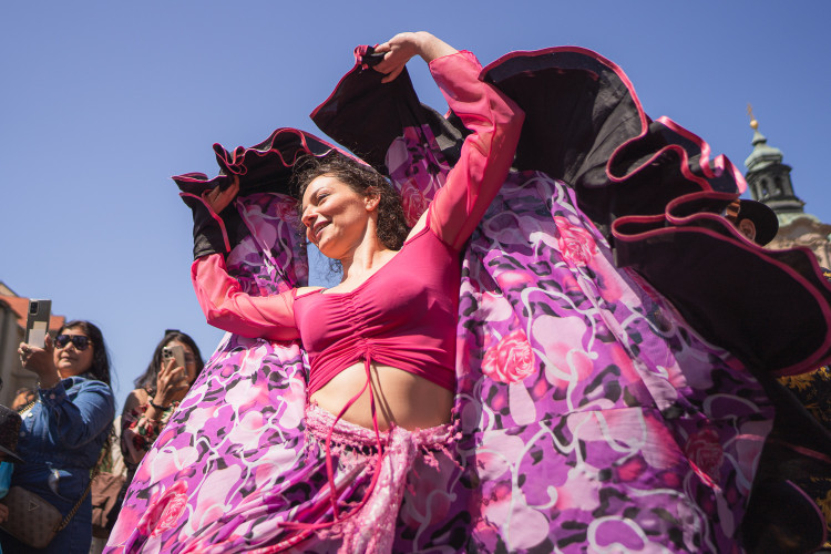 FOTOGALERIE: Průvod k festivalu Khamoro