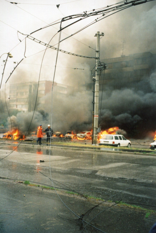 Pád stíhaček na sídliště Vltava