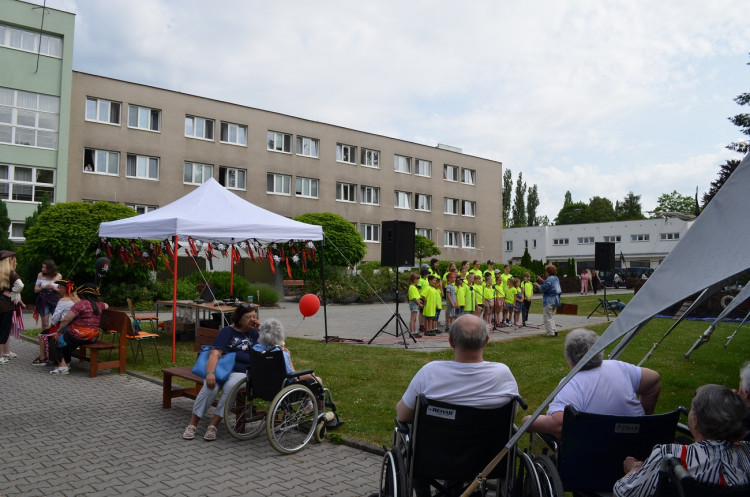 FOTOGALERIE: 24. ročník Zahradní slavnosti ve Čtyřlístku