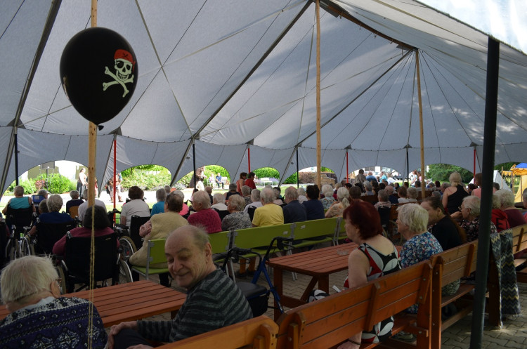 FOTOGALERIE: 24. ročník Zahradní slavnosti ve Čtyřlístku