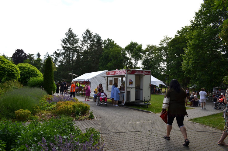 FOTOGALERIE: 24. ročník Zahradní slavnosti ve Čtyřlístku