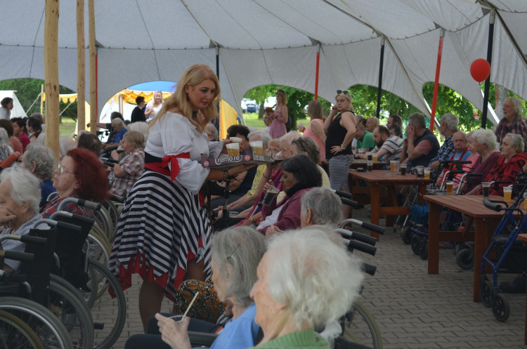 FOTOGALERIE: 24. ročník Zahradní slavnosti ve Čtyřlístku