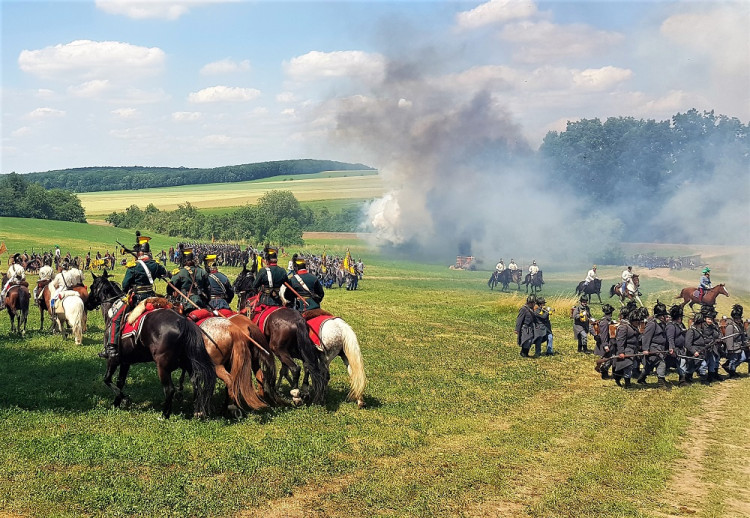 GALERIE: Bitevní ukázka k 157. výročí bitvy na Chlumu