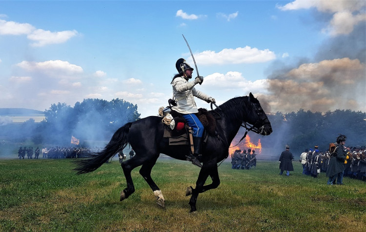 GALERIE: Bitevní ukázka k 157. výročí bitvy na Chlumu