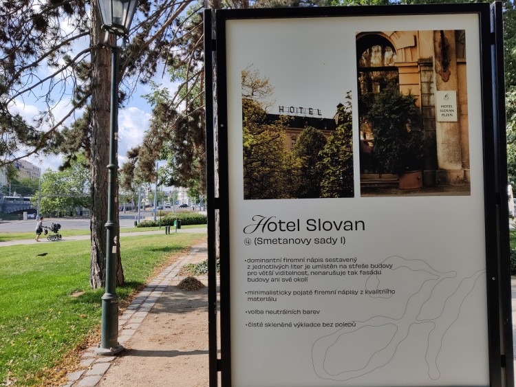 FOTOGALERIE: Výstava "Když pohledu neškodí"