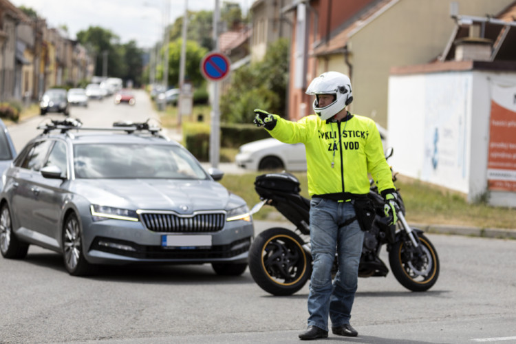 FOTOGALERIE: První etapa Czech Tour 2023 přilákala spoustu fanoušků