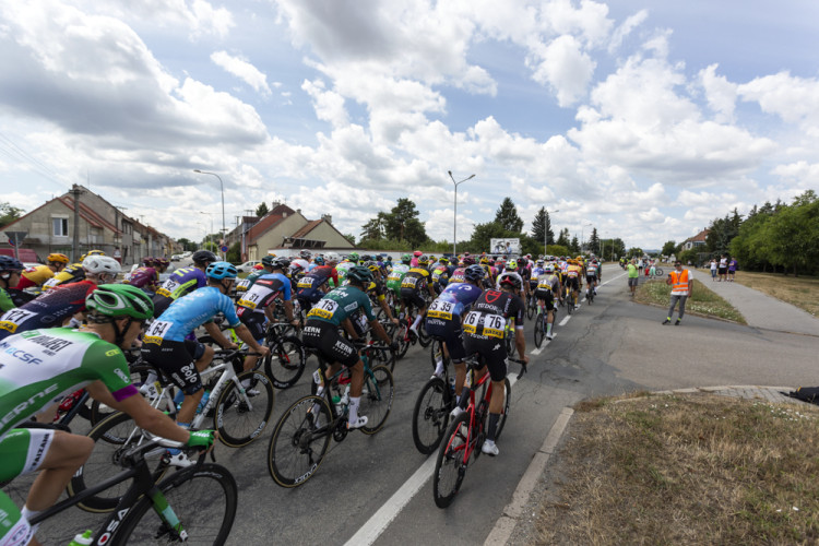 FOTOGALERIE: První etapa Czech Tour 2023 přilákala spoustu fanoušků