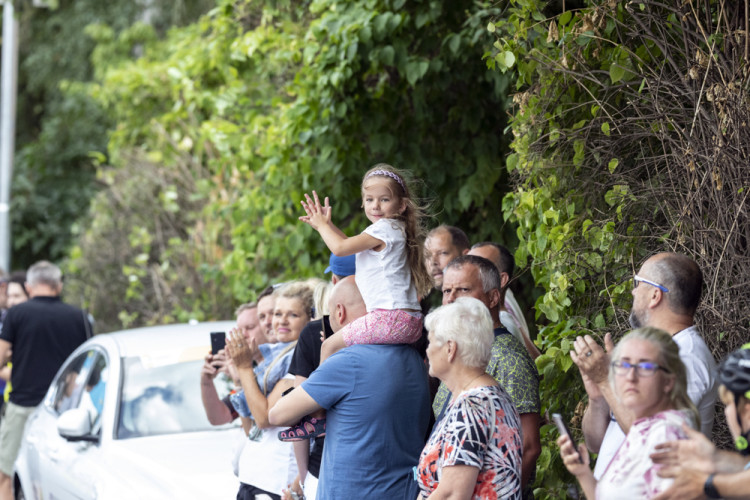 FOTOGALERIE: První etapa Czech Tour 2023 přilákala spoustu fanoušků