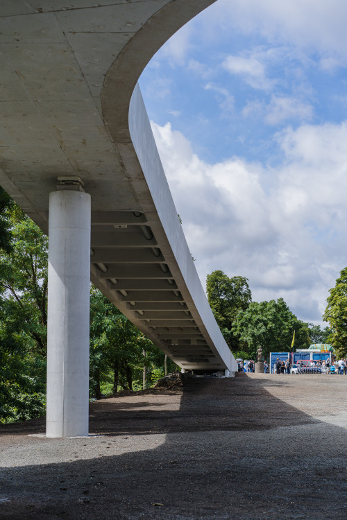 FOTOGALERIE: Štvanická lávka je konečně otevřená, končí přívoz