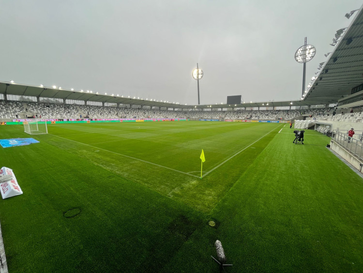 GALERIE: Hradec Králové zažil první fotbalový zápas v nové aréně.