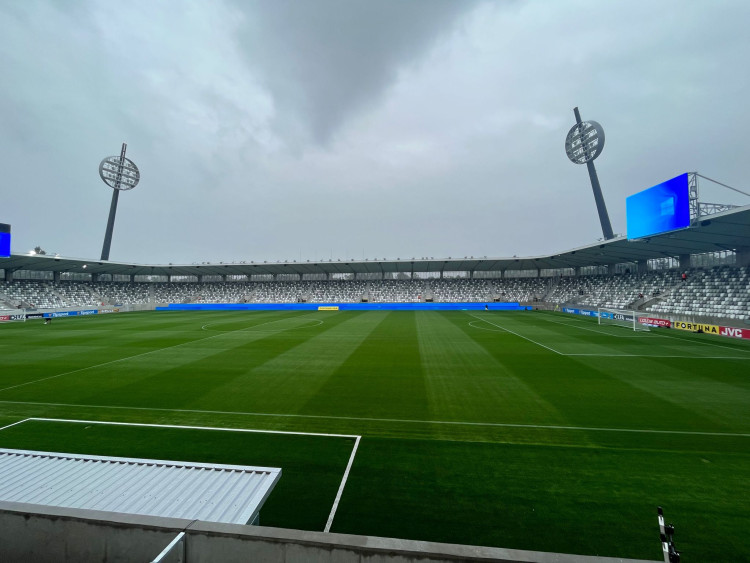 GALERIE: Hradec Králové zažil první fotbalový zápas v nové aréně.