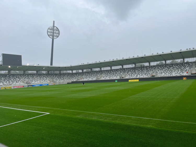 GALERIE: Hradec Králové zažil první fotbalový zápas v nové aréně.