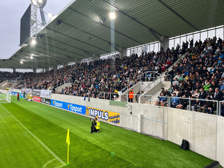 GALERIE: Hradec Králové zažil první fotbalový zápas v nové aréně.