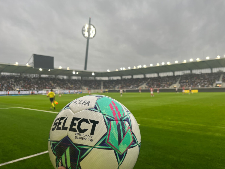 GALERIE: Hradec Králové zažil první fotbalový zápas v nové aréně.