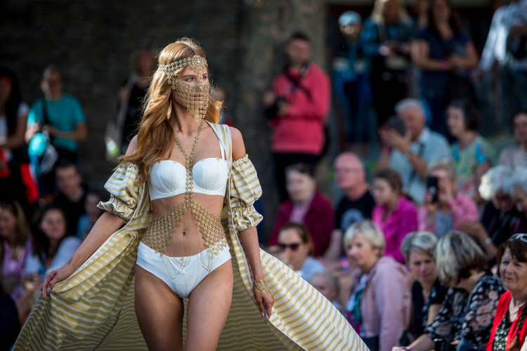 Křehká krása 2023