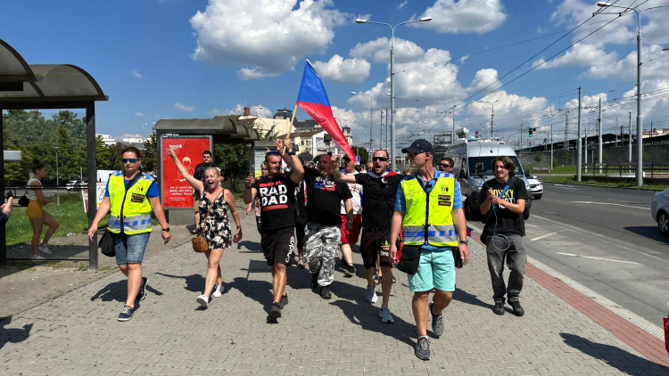 FOTOGALERIE: Protestní pochod proti Ukrajincům prošel Plzní