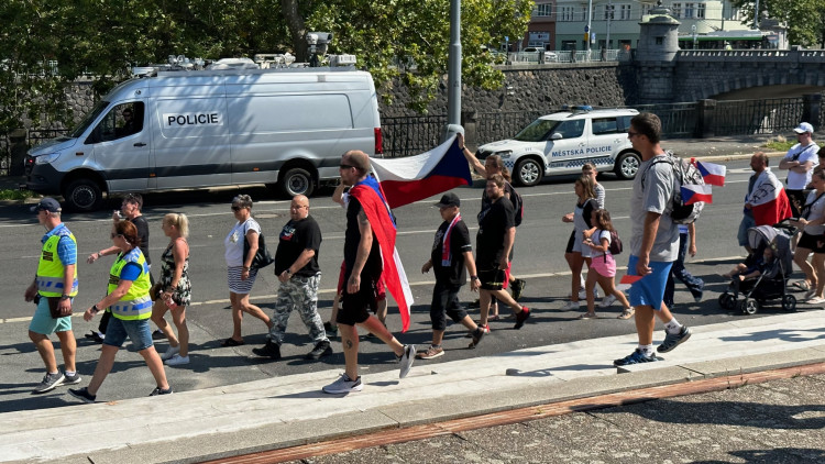 FOTOGALERIE: Protestní pochod proti Ukrajincům prošel Plzní
