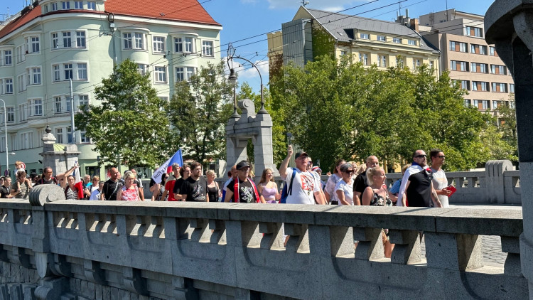 FOTOGALERIE: Protestní pochod proti Ukrajincům prošel Plzní
